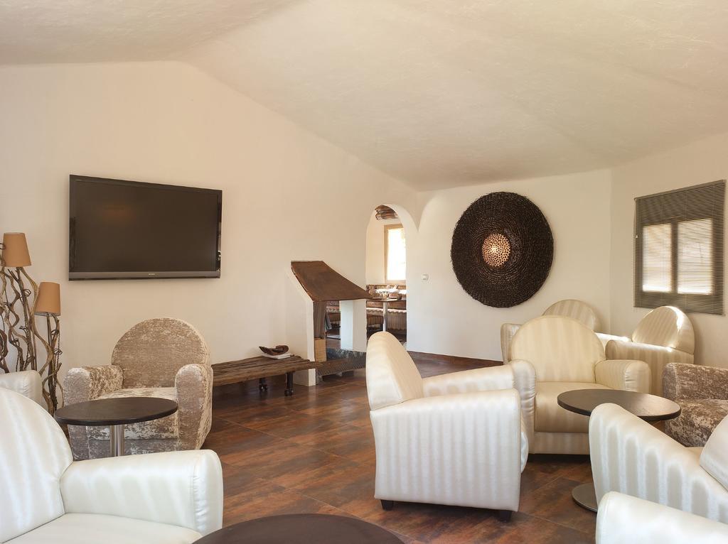 Hotel Ambassador Palombaggia Porto-Vecchio  Buitenkant foto