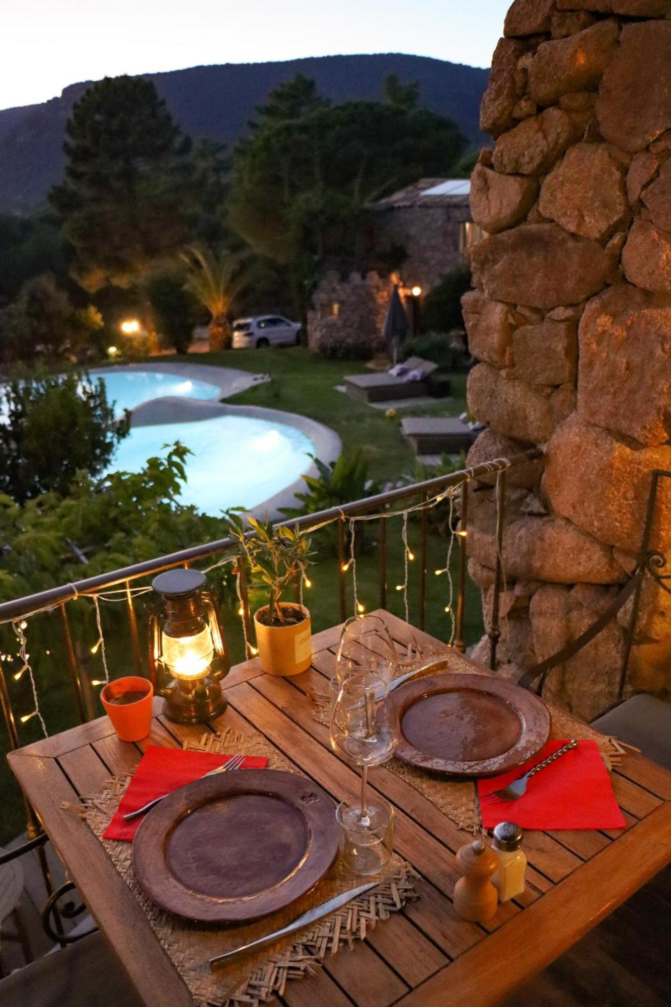 Hotel Ambassador Palombaggia Porto-Vecchio  Buitenkant foto